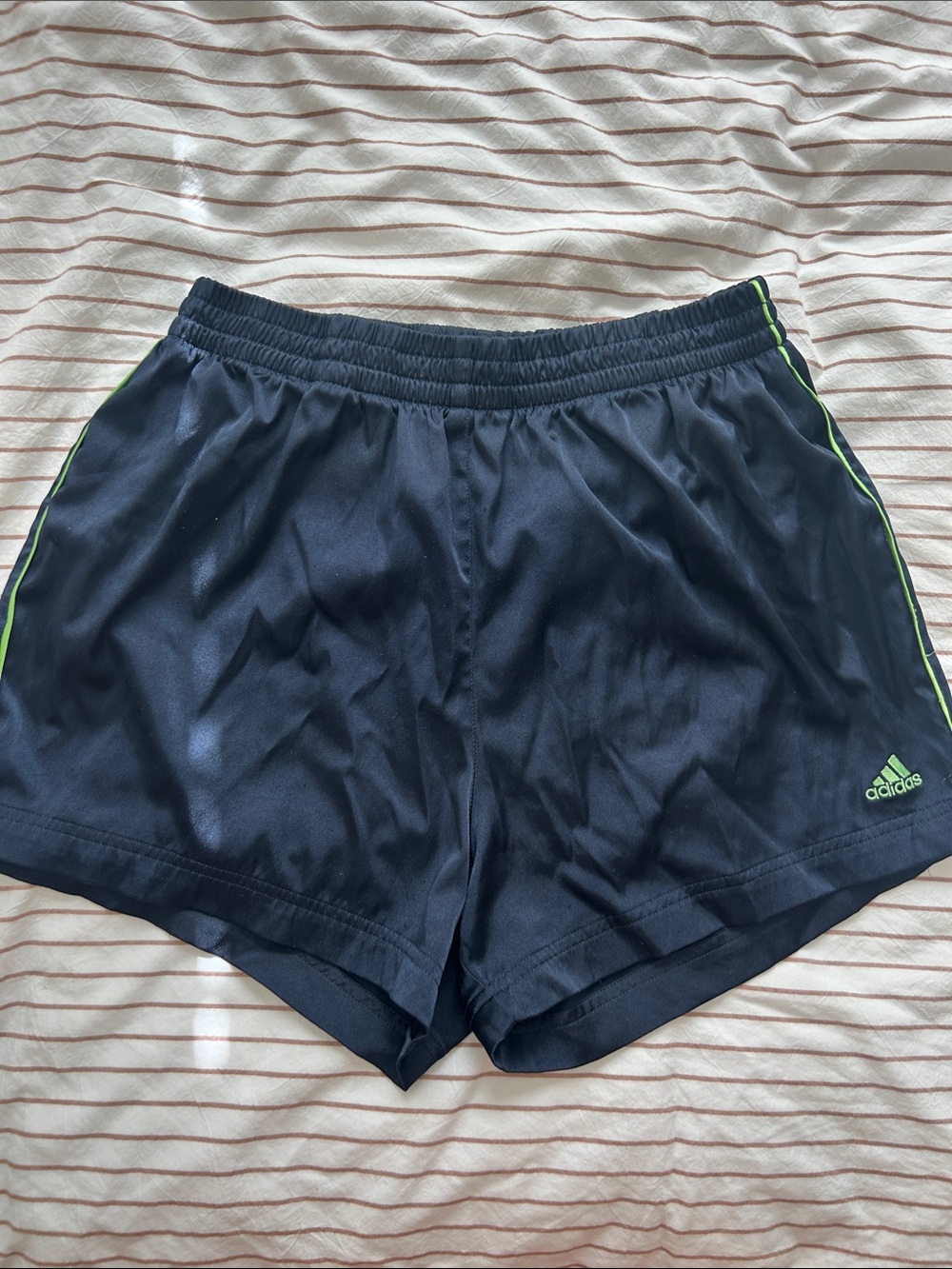 2000s Adidas Women's Navy Shorts with Lime Green Accent